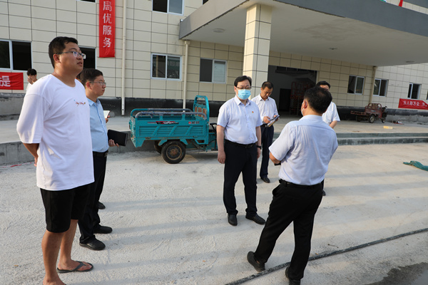 刘书记调研重点项目